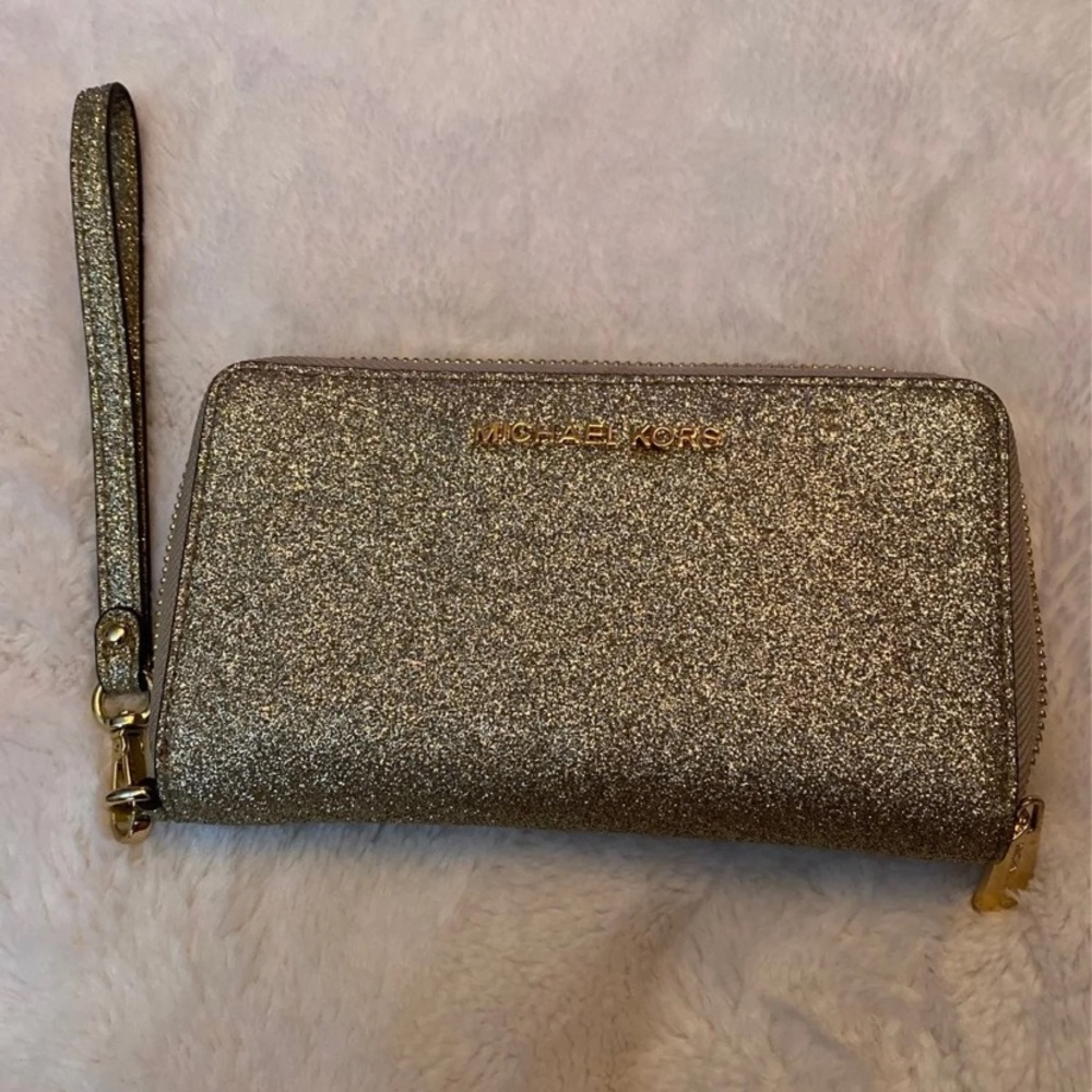Gold wallet